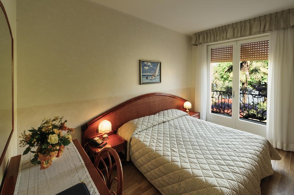 Hotel Garden Zorzi Сан-Феліче-дель-Бенако Номер фото