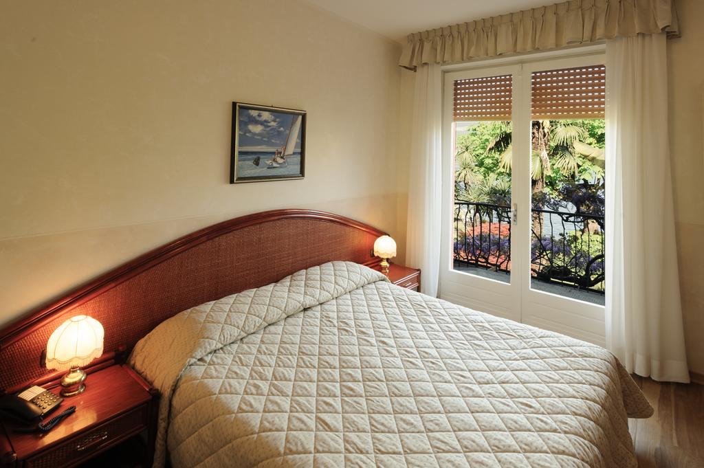 Hotel Garden Zorzi Сан-Феліче-дель-Бенако Екстер'єр фото